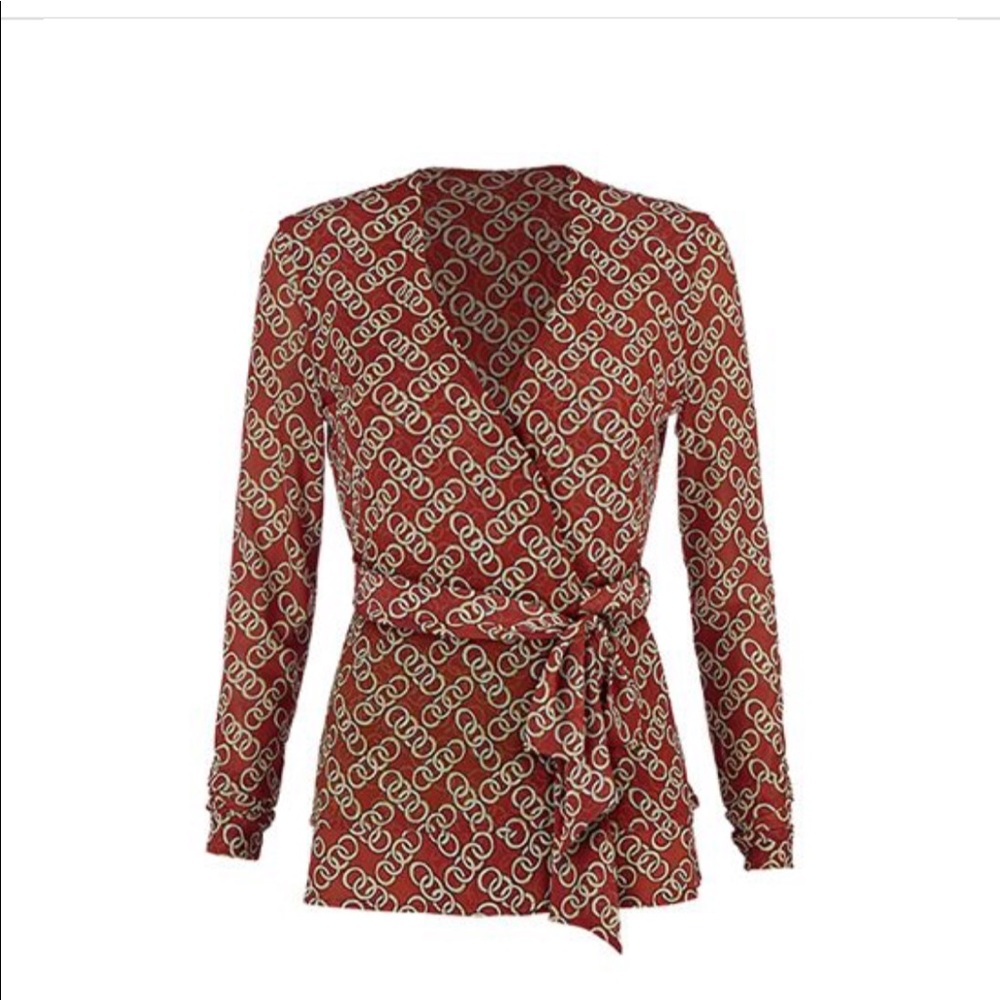 CAbi Fall 2020 NWT Ringleader Wrap Top Size M